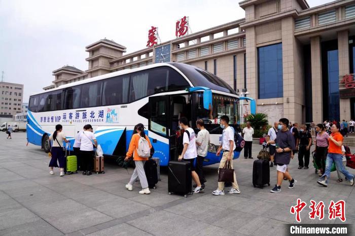 前往河南方向旅客滞留 湖北襄阳全力组织转运