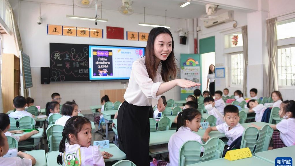 让更多千里马竞相奔腾于伟大时代——以习近平同志为核心的党中央引领推动人才工作纪实